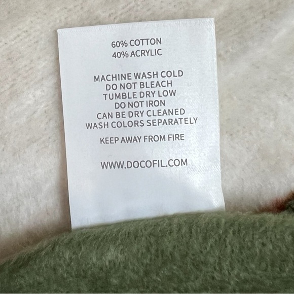 Docofil - ‘Football’ reversible luxurious throw. 51” x 67”. NWT. Last One! Firm! - Picture 3 of 4